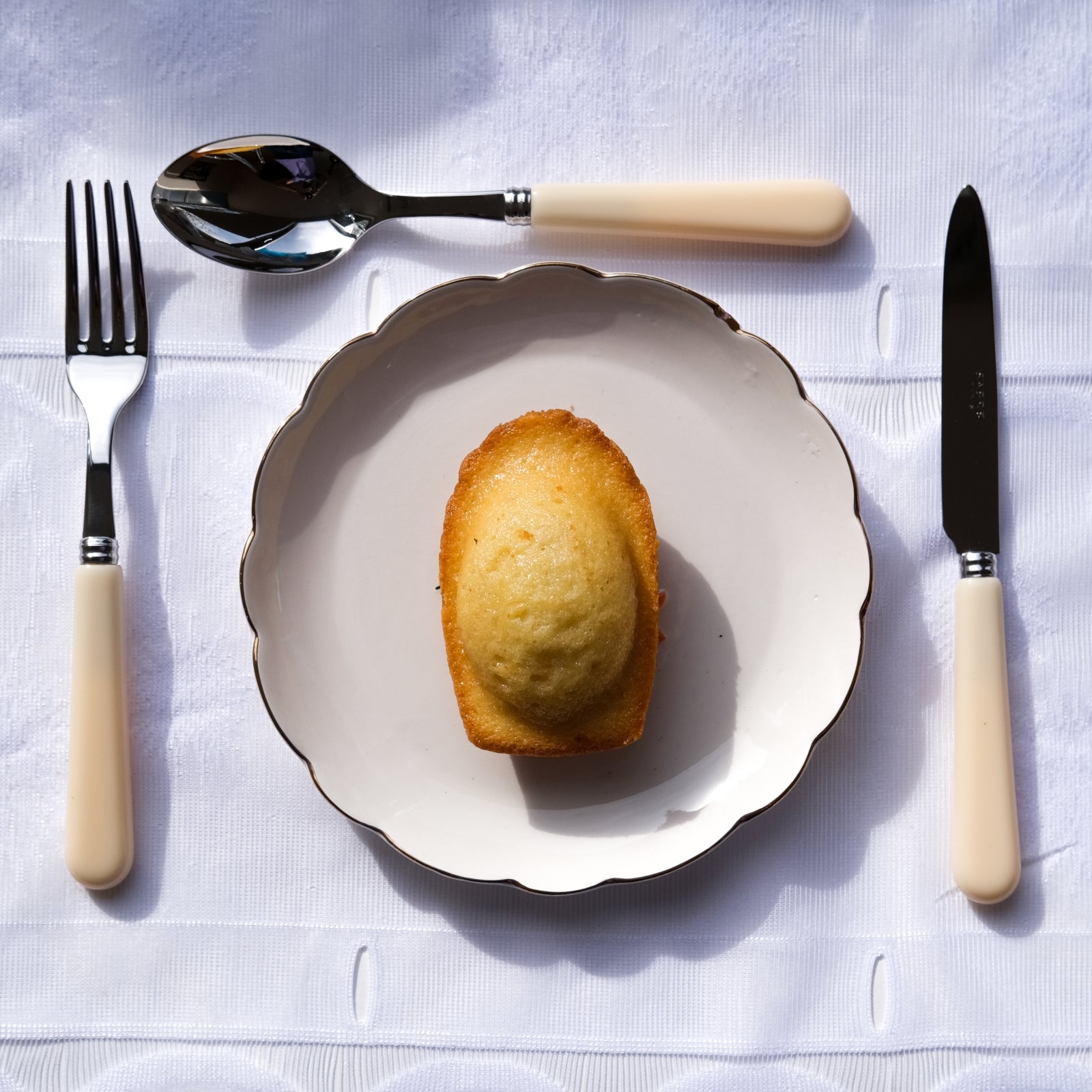 Pop unis, Ivory - Dinner knife