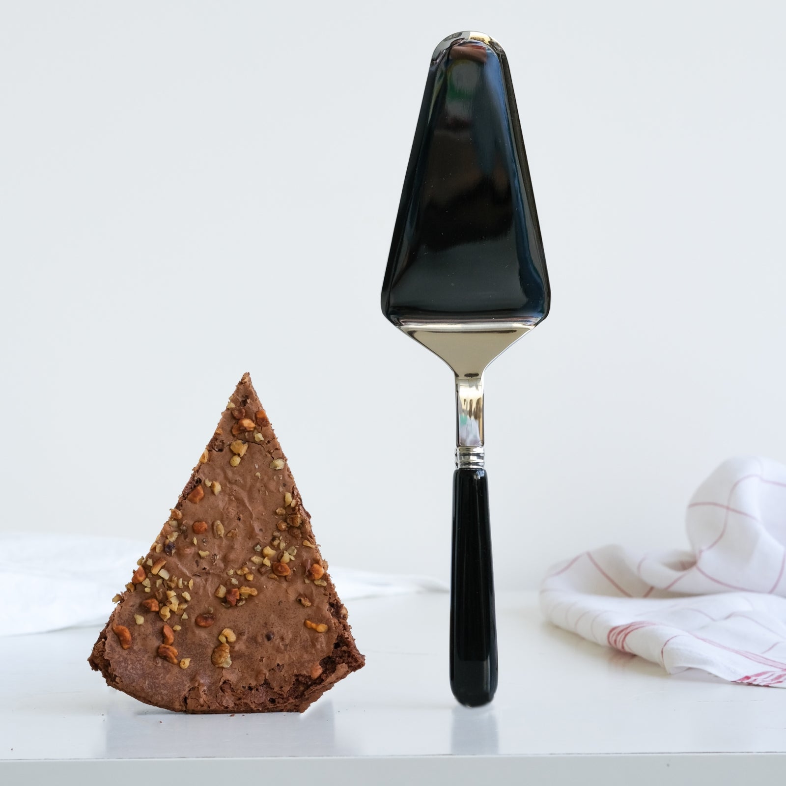 Pop Unis, Black - Serveur de tarte