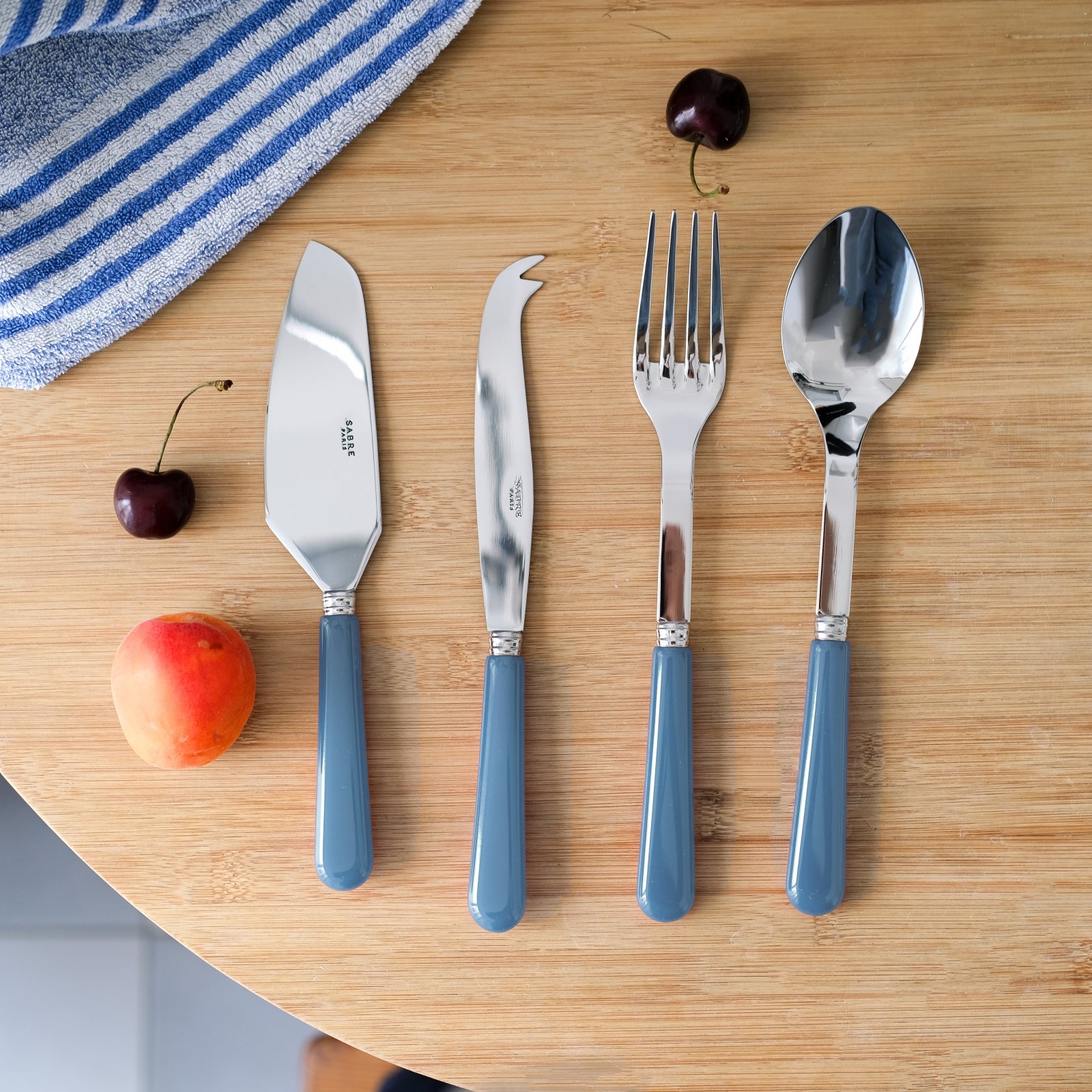 Pop unis, Grey - Set of 4 must-have serving pieces