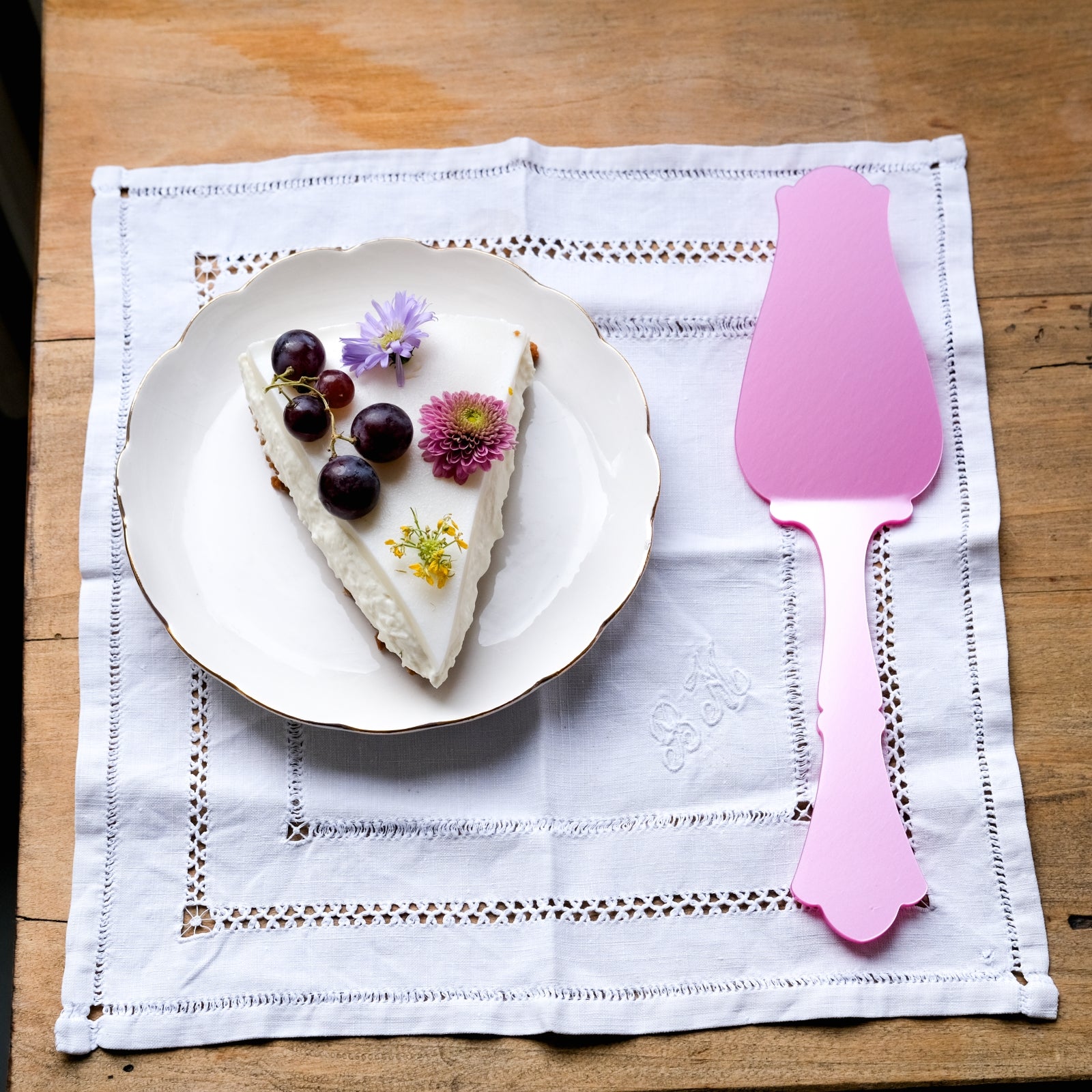 Honorine, Soft pink - Tart server