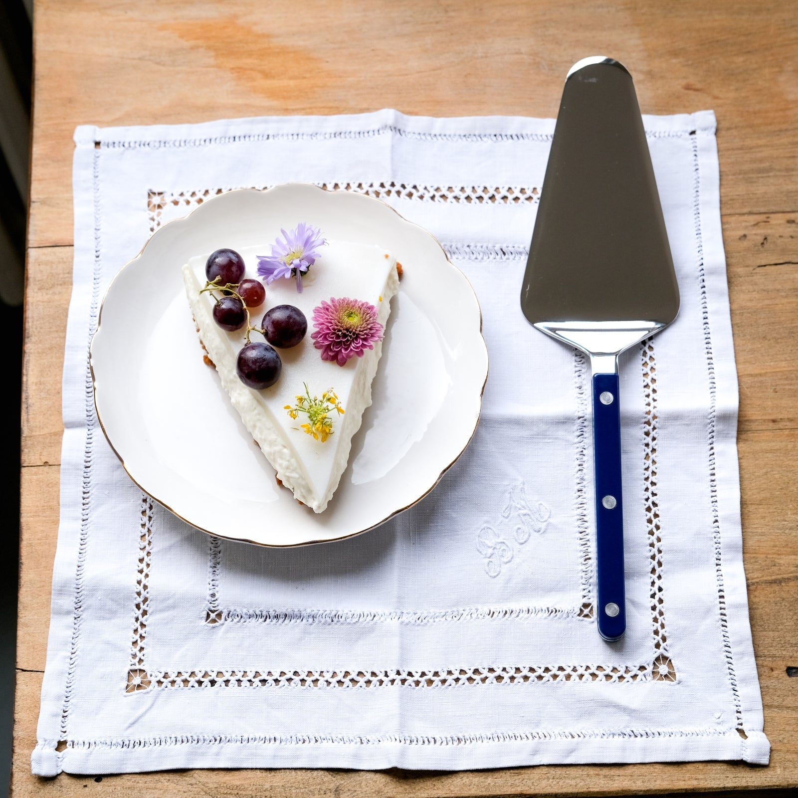 Bistrot Solid, bleu marine - Boîte de 2 plateaux à tartelettes