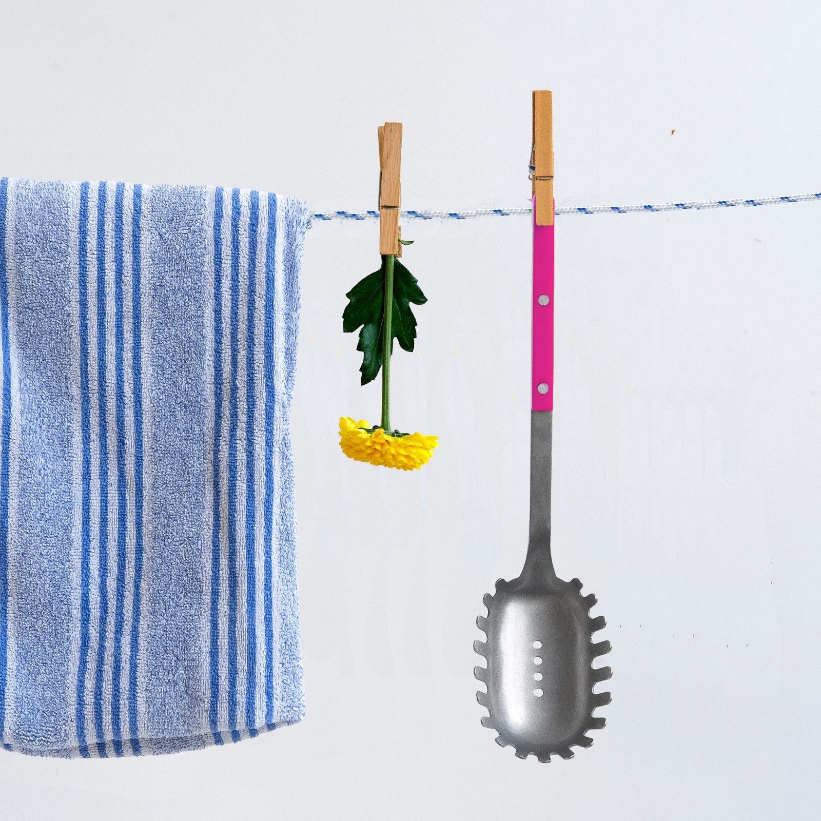 Bistrot Vintage Solid, Raspberry - Spaghetti spoon