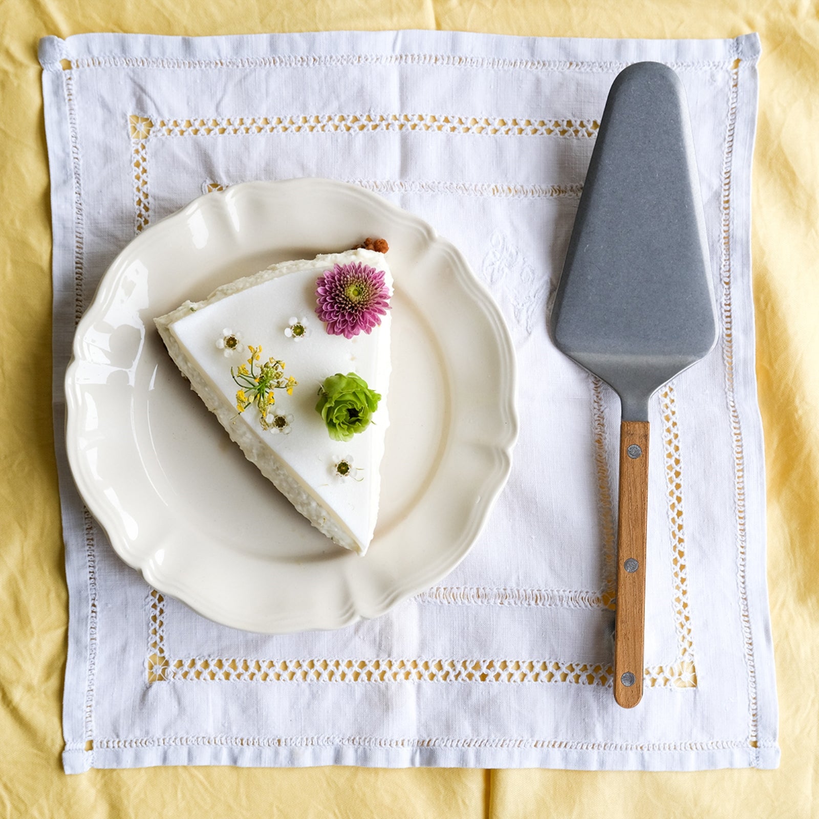 Bistrot Vintage Teck, Teck - Serveur à tarte