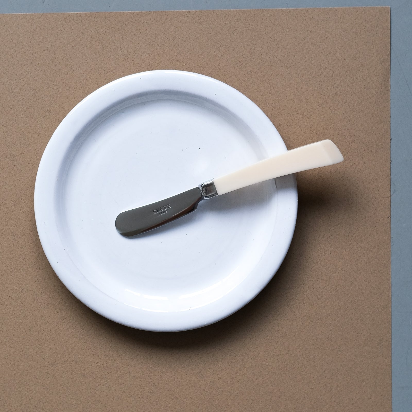 Numéro 1, Ivory - Butter spreader