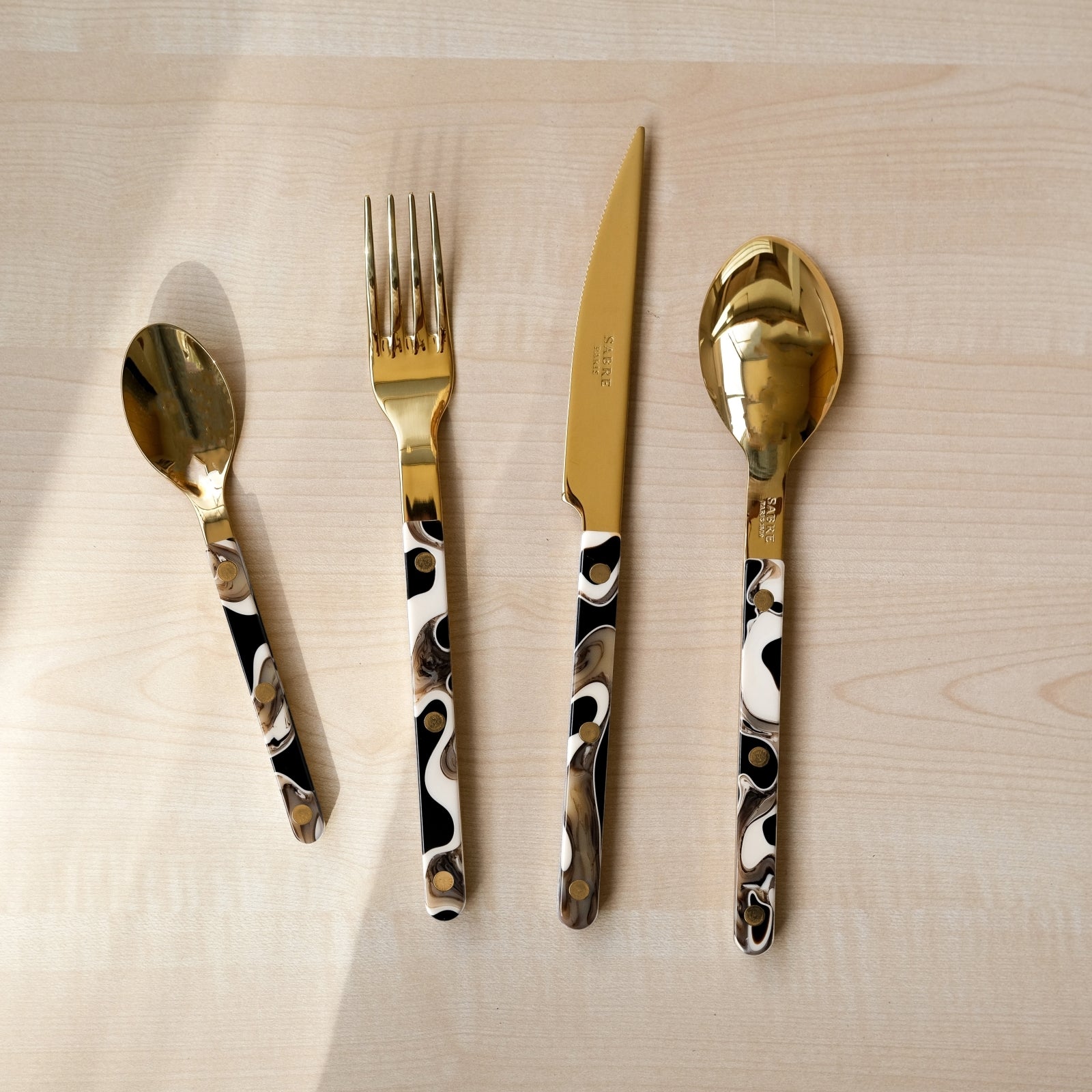 Bistrot Gold Dune, Dune Black - 20 pieces cutlery set