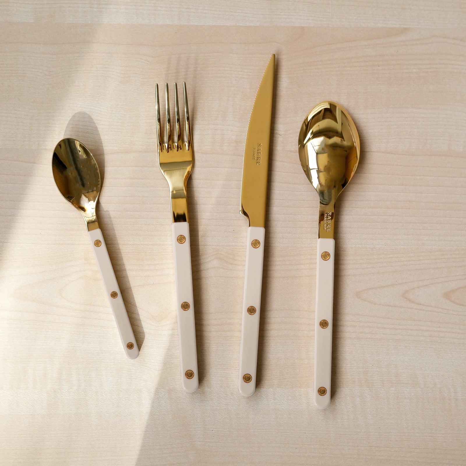 Bistrot Gold Solid, Light kaki - 5 pieces cutlery set