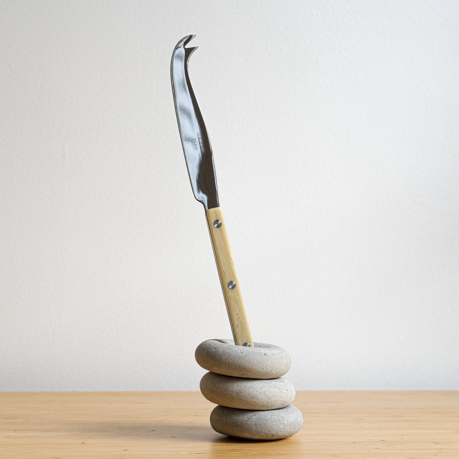 Bistrot Horn, Faux Horn