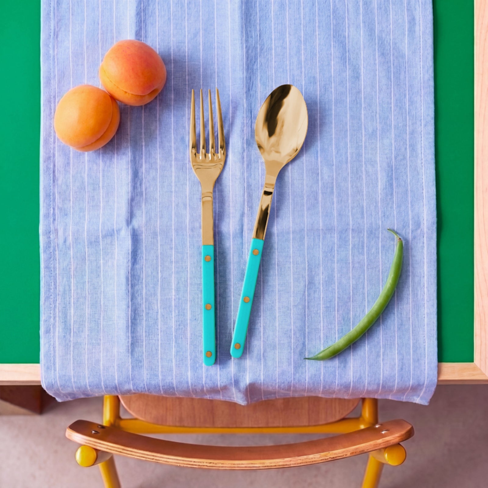 2456-014-0121-2.jpg