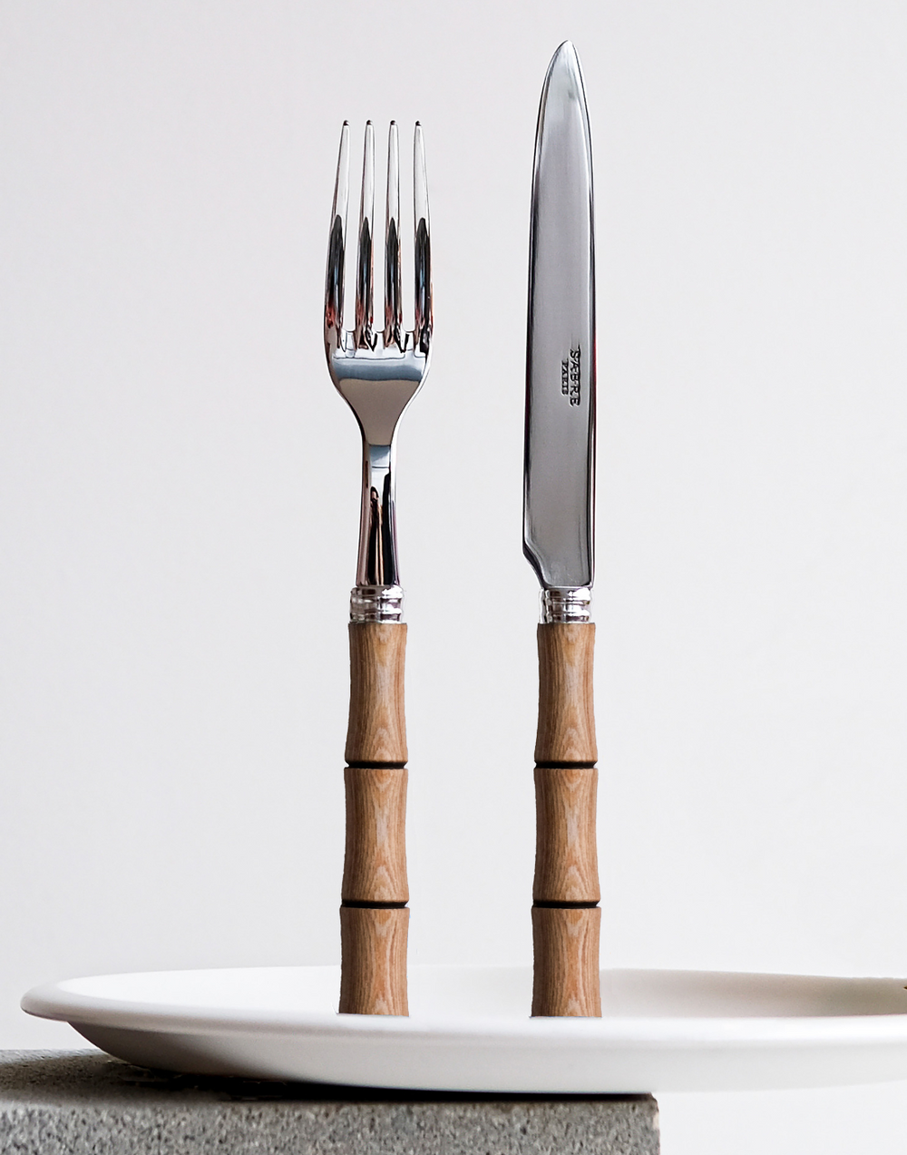 40-Piece Silverware Set with Steak Knives - 3 Designs!